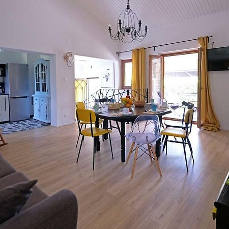 Holiday Home Kipo I Lunja Medulin Luaran gambar
