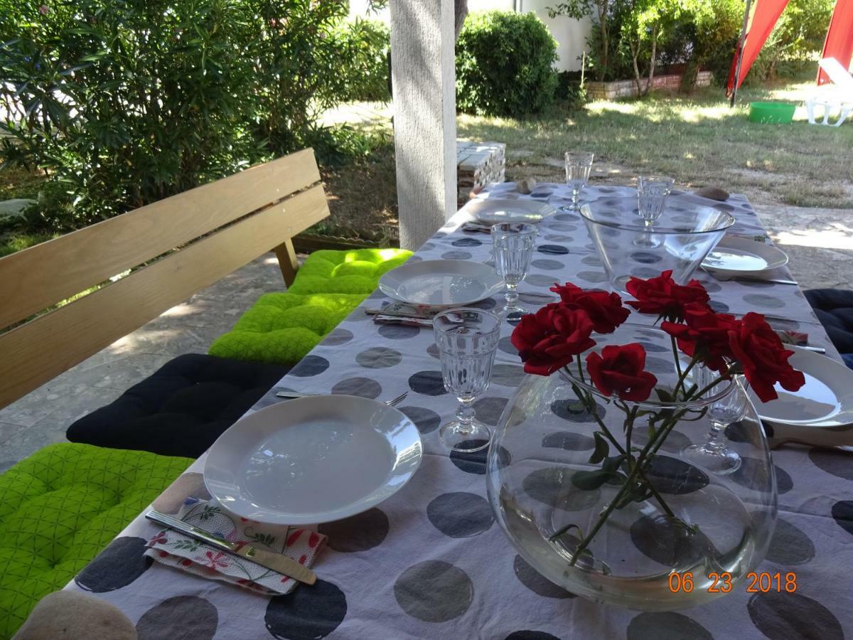 Holiday Home Kipo I Lunja Medulin Luaran gambar